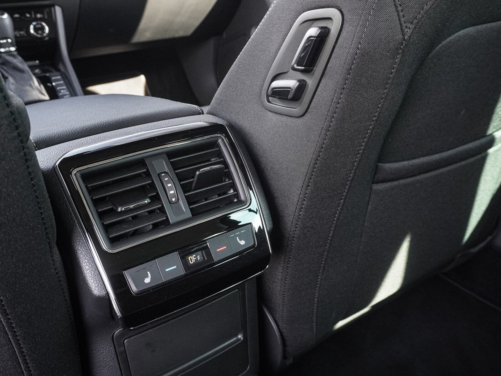 Škoda Superb Combi – Bild 24