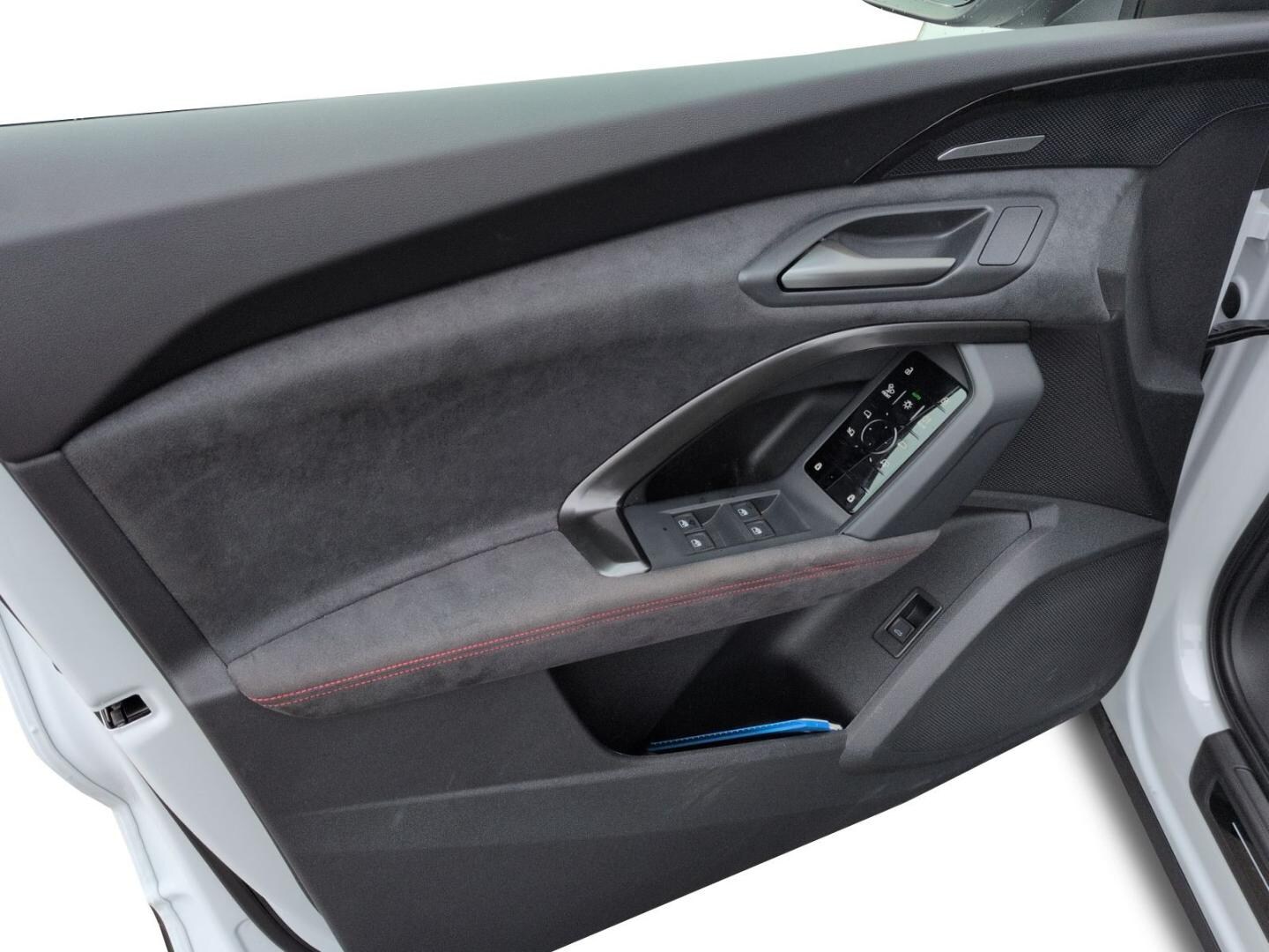 Bild über Audi Q5 SUV TDI quattro 150 kW S tronic - für weitere Informationen kontaktieren Sie den Audi Partner