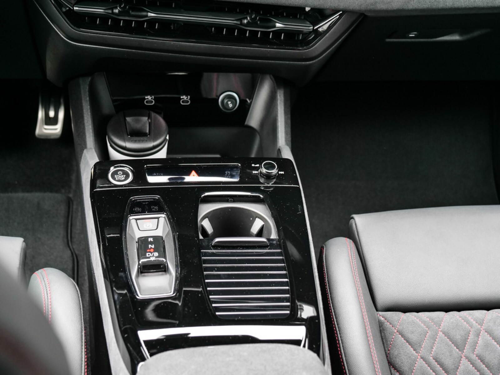 Audi Q6 e-tron – Bild 14