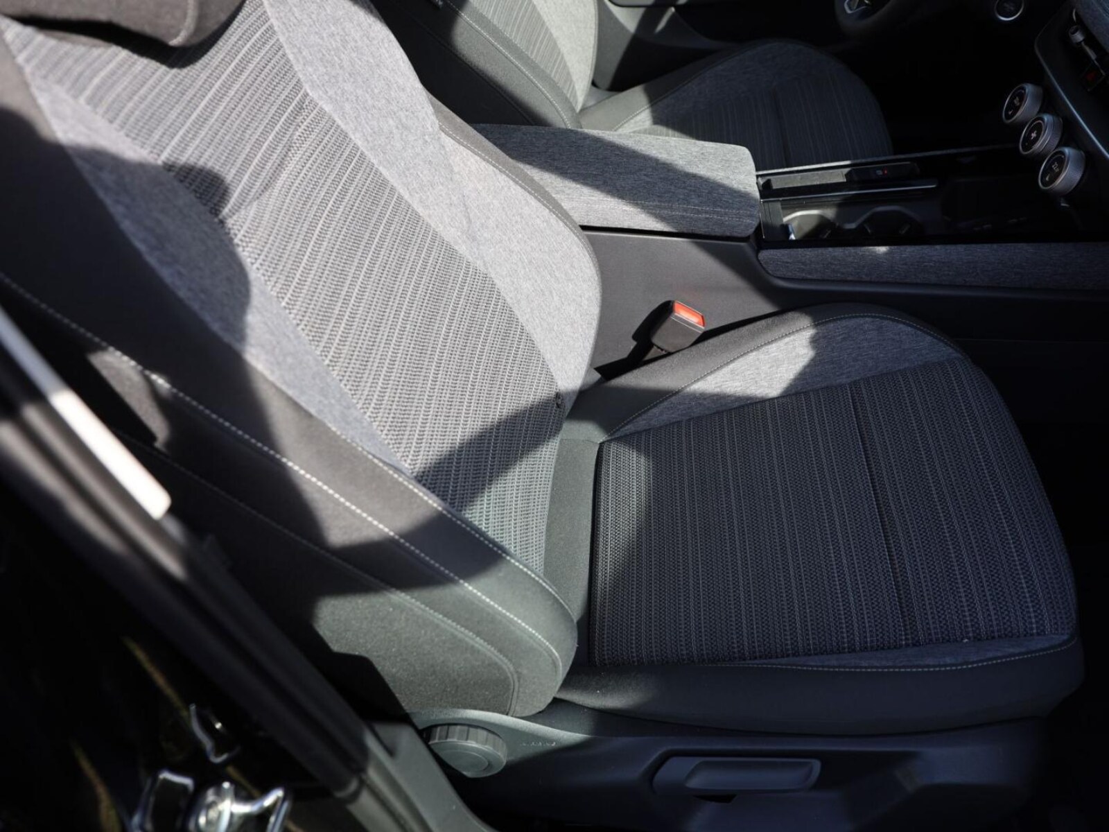 Škoda Superb Combi – Bild 25