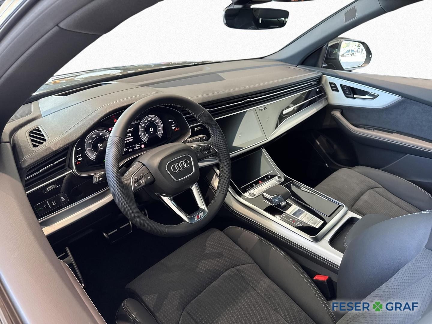 Bild über Audi Q8 SUV TFSI e S line business TFSI e quattro 290 kW tiptronic - für weitere Informationen kontaktieren Sie den Audi Partner