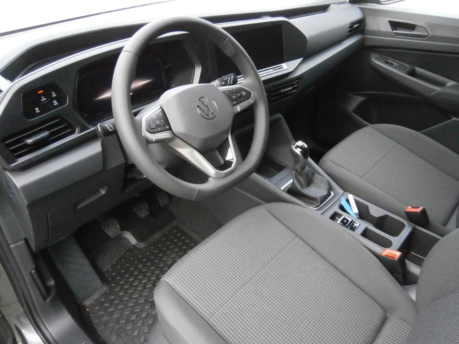 Volkswagen Caddy Basis-Modell