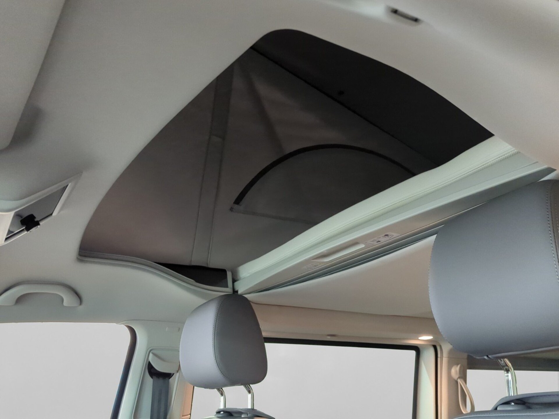 Volkswagen T6.1 California Ocean