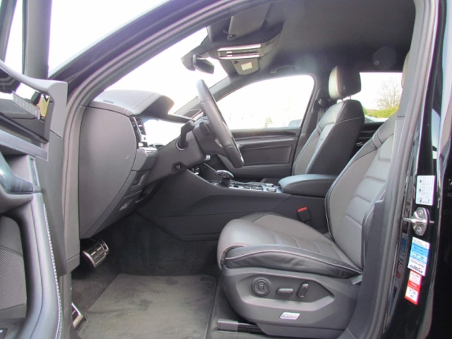 Volkswagen Touareg R-Line