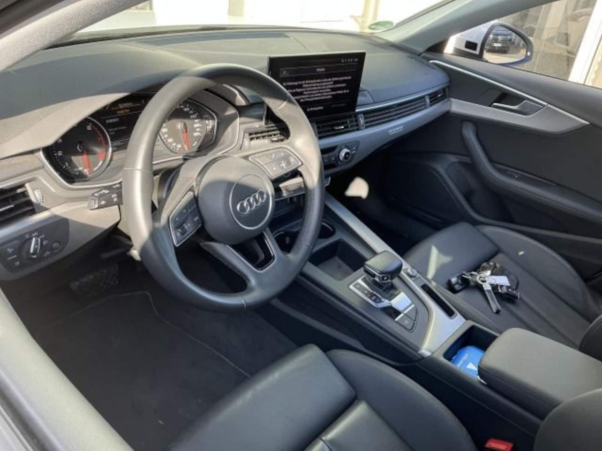 Audi A4 Limousine