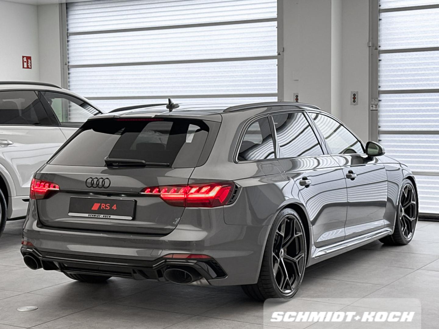 Audi RS 4 Avant
