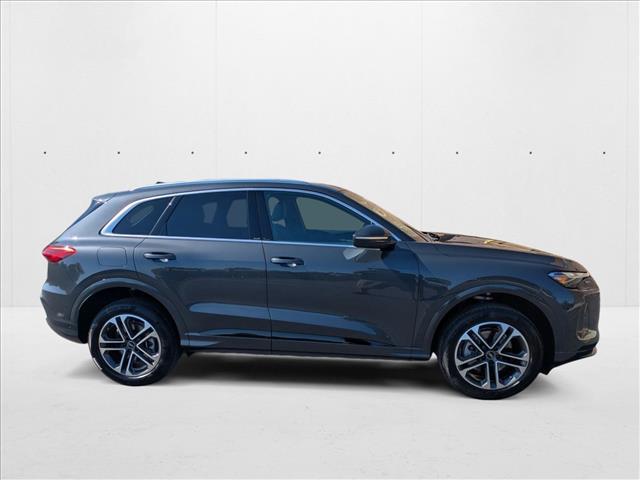 2025 AUDI Q5 - Image 4