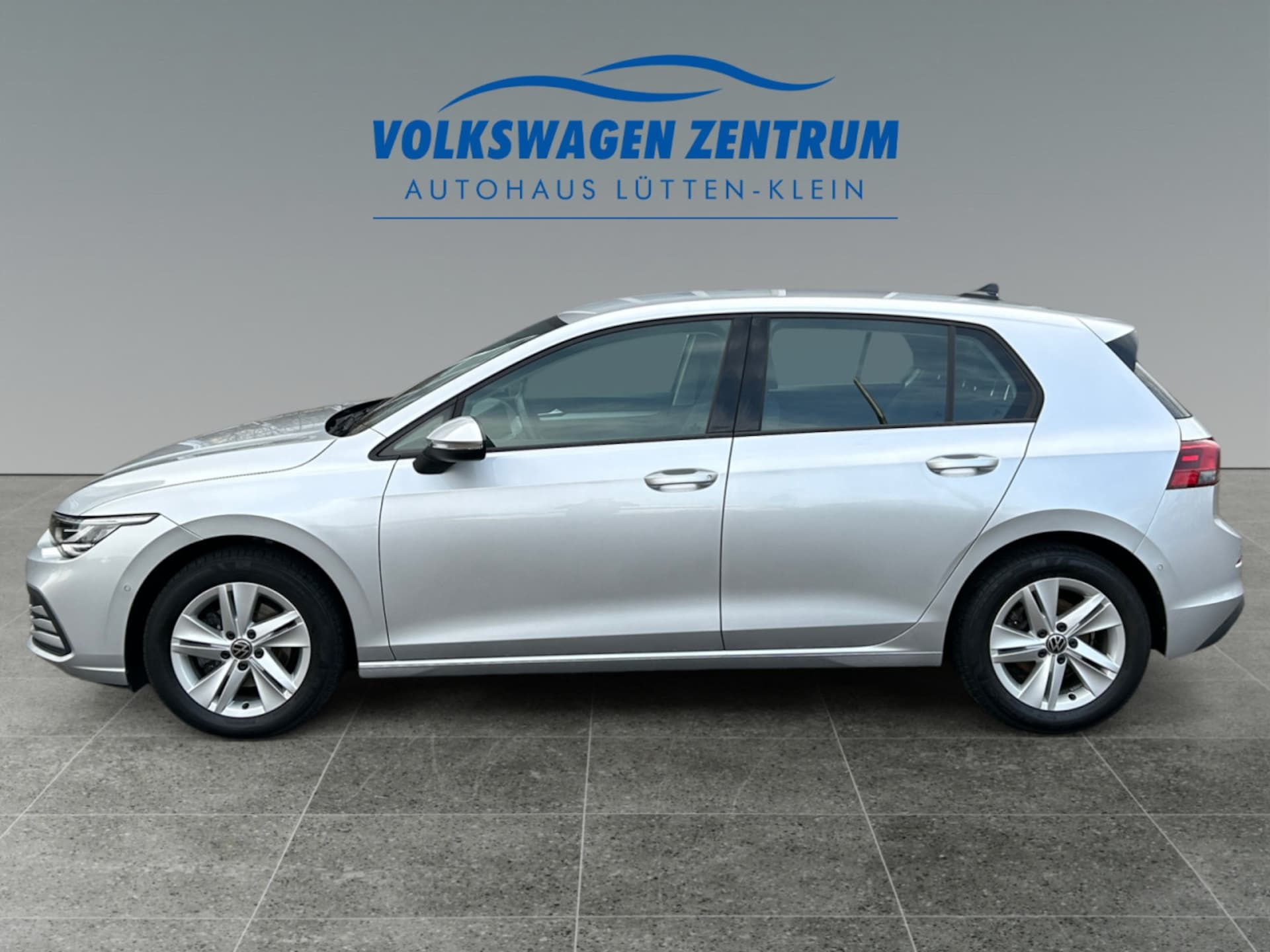 Volkswagen Golf Life