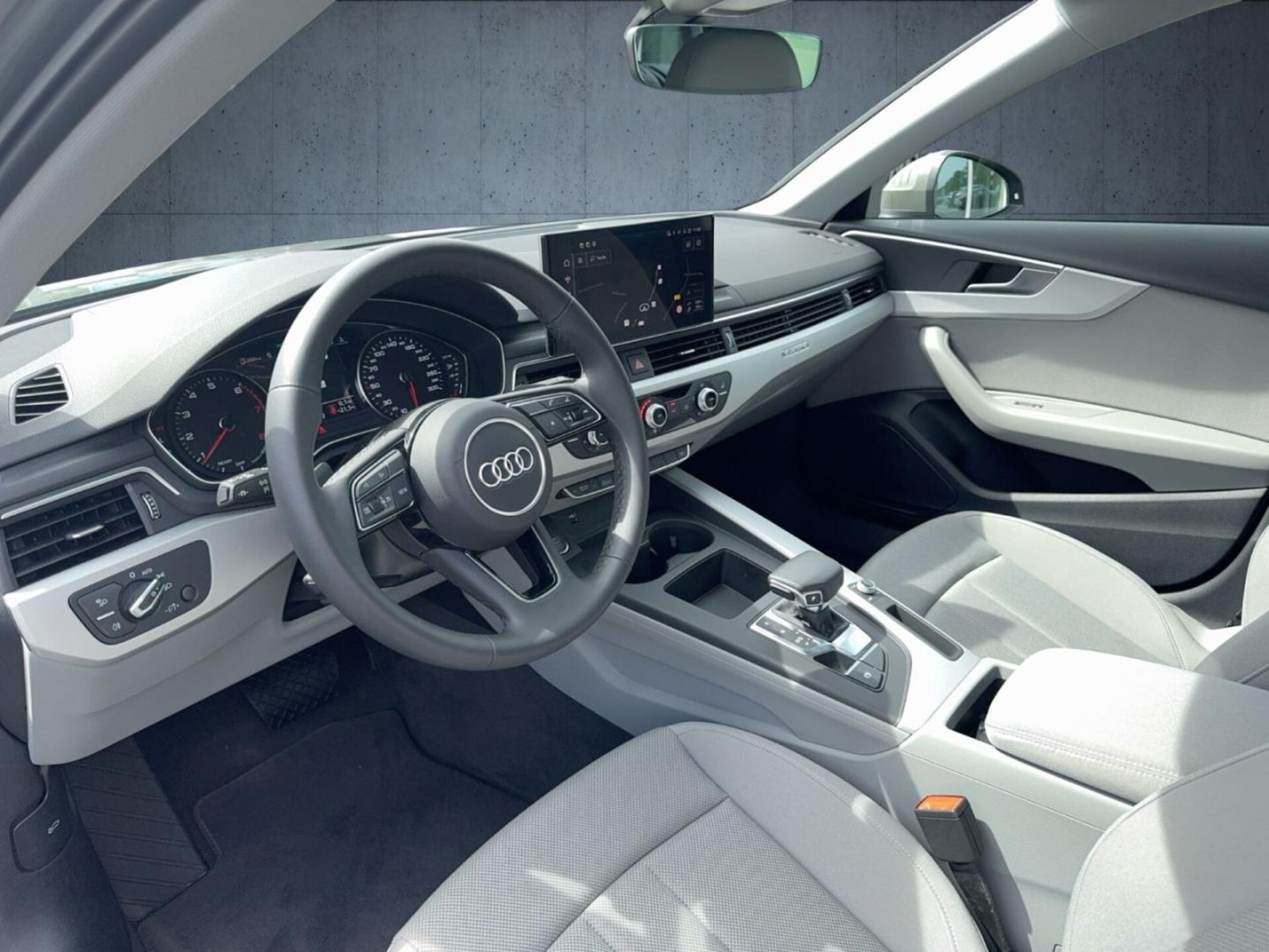 Audi A4 Avant S line