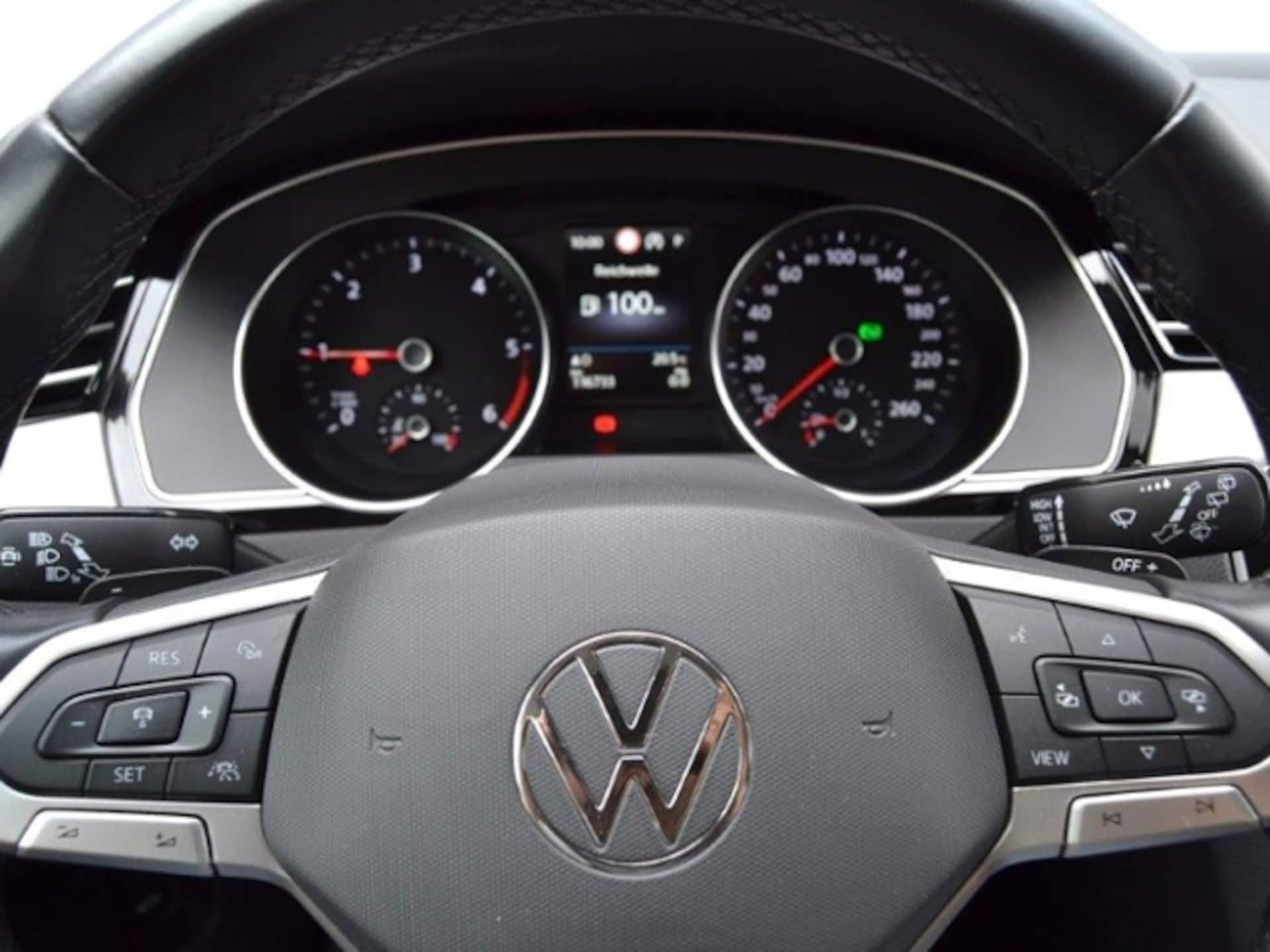 Volkswagen Passat Variant Elegance