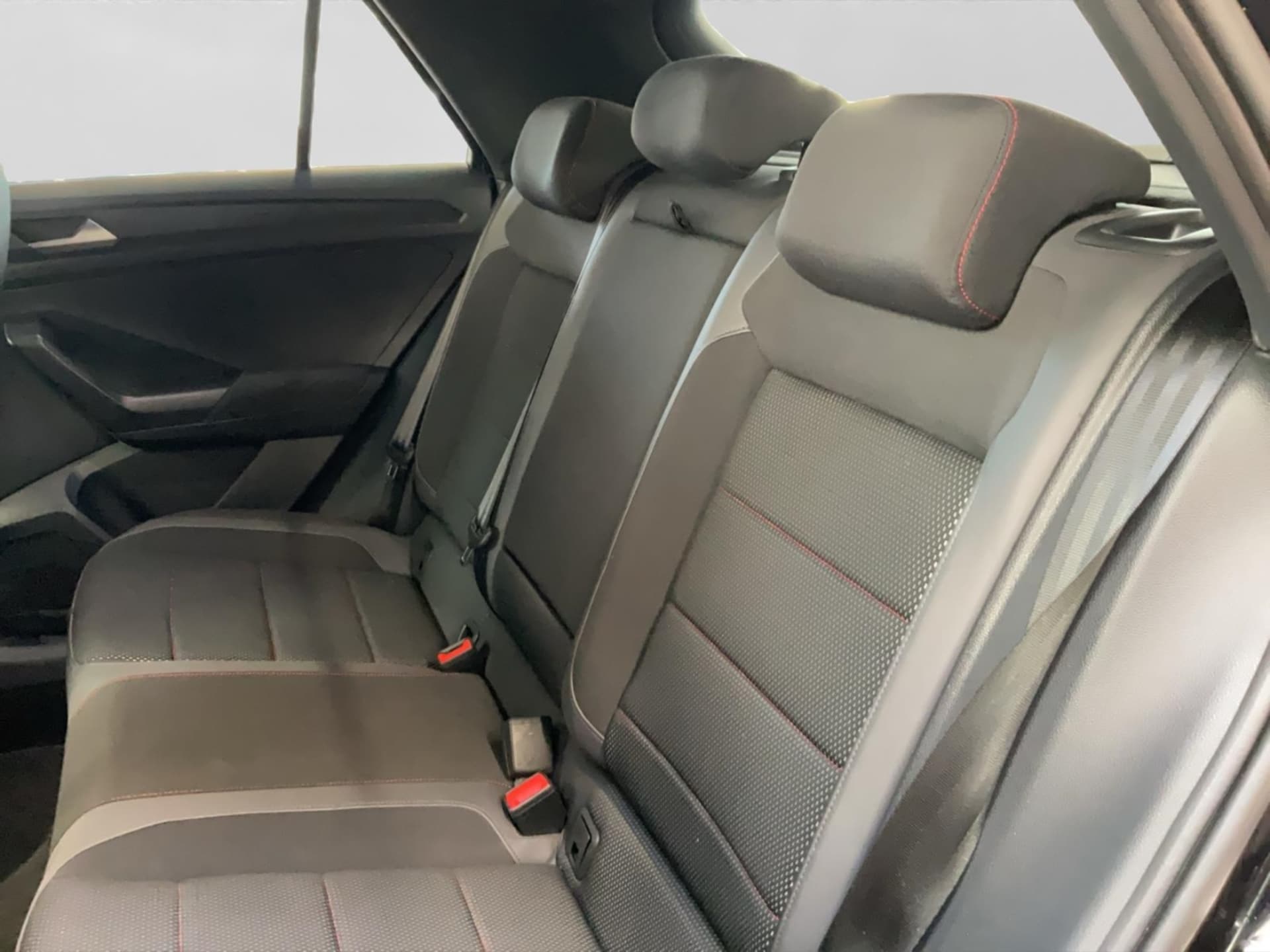 Volkswagen T-Roc Sport