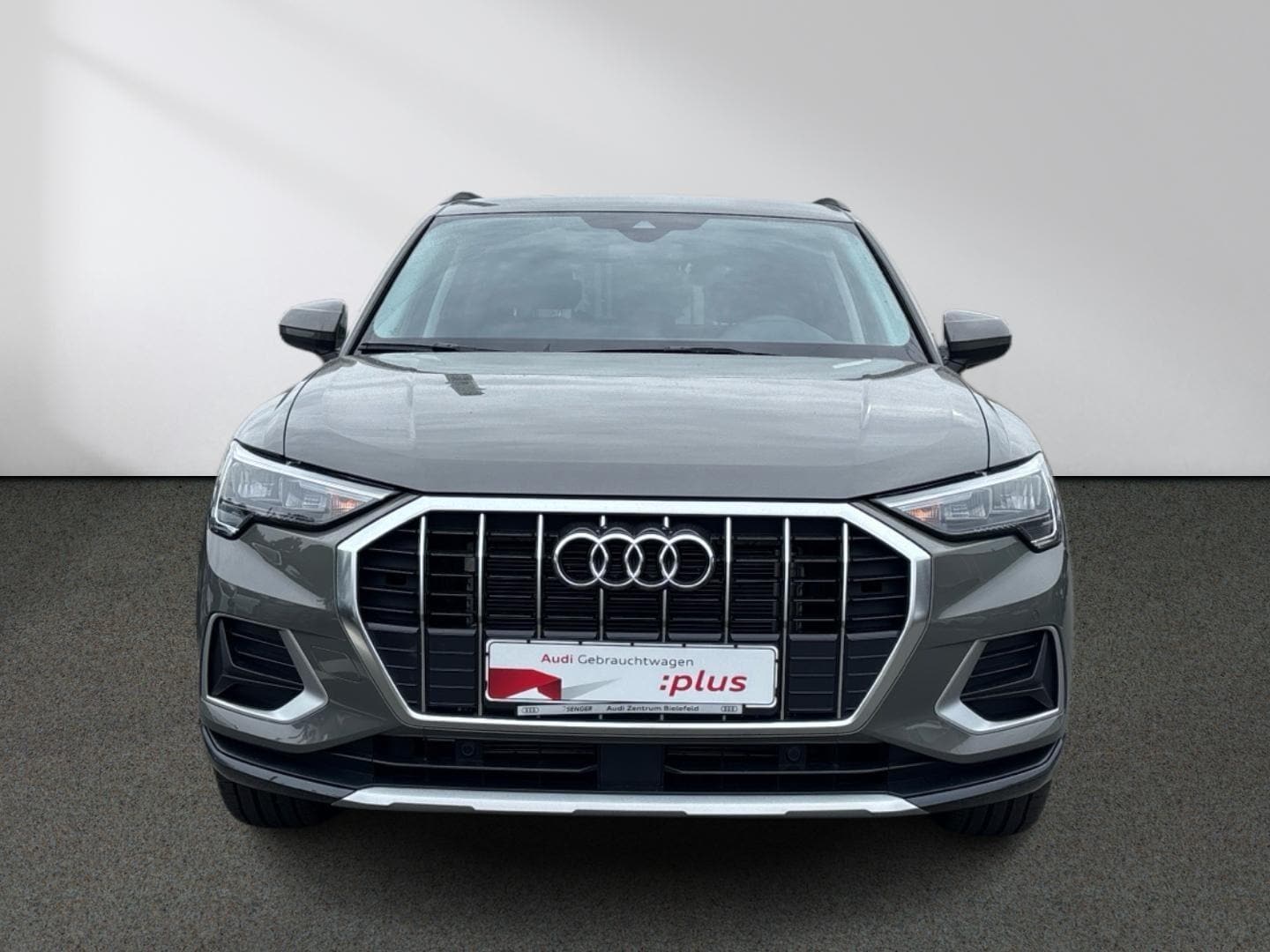 Bild über Audi Q3 TFSI 110 kW S tronic - für weitere Informationen kontaktieren Sie den Audi Partner