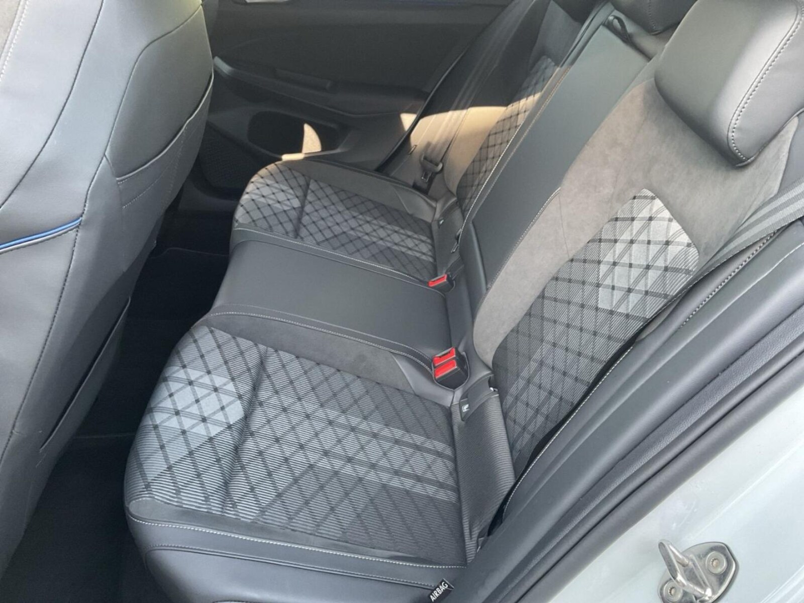 Volkswagen Golf – Bild 13