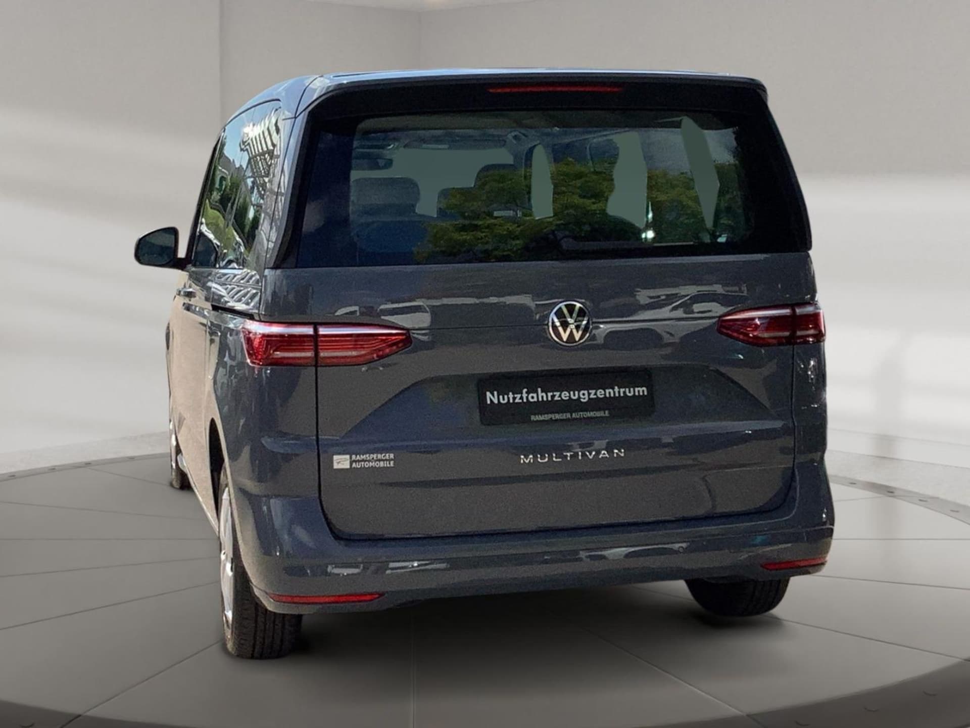 Volkswagen Multivan Basis-Modell
