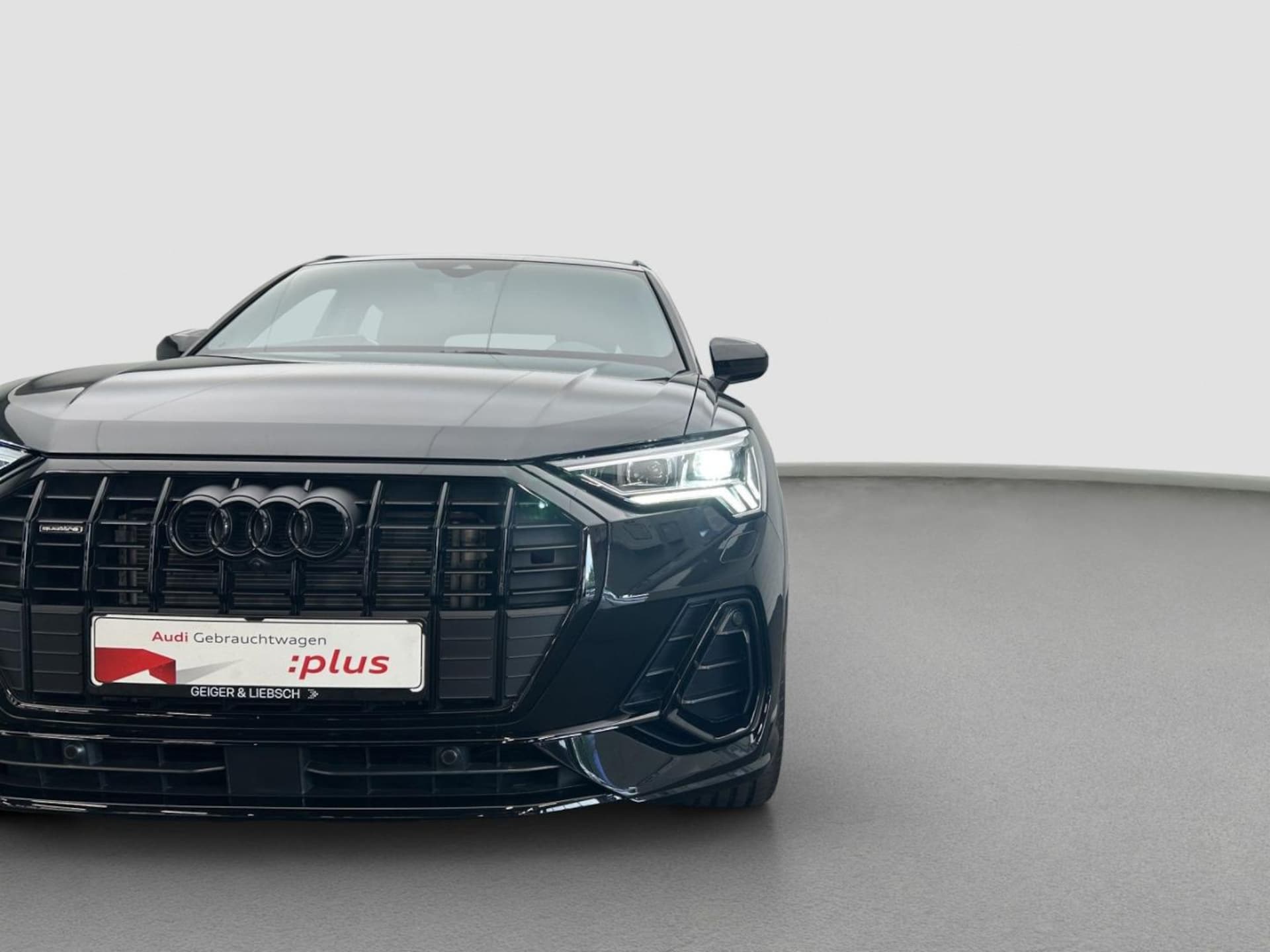Audi Q3 SUV S line