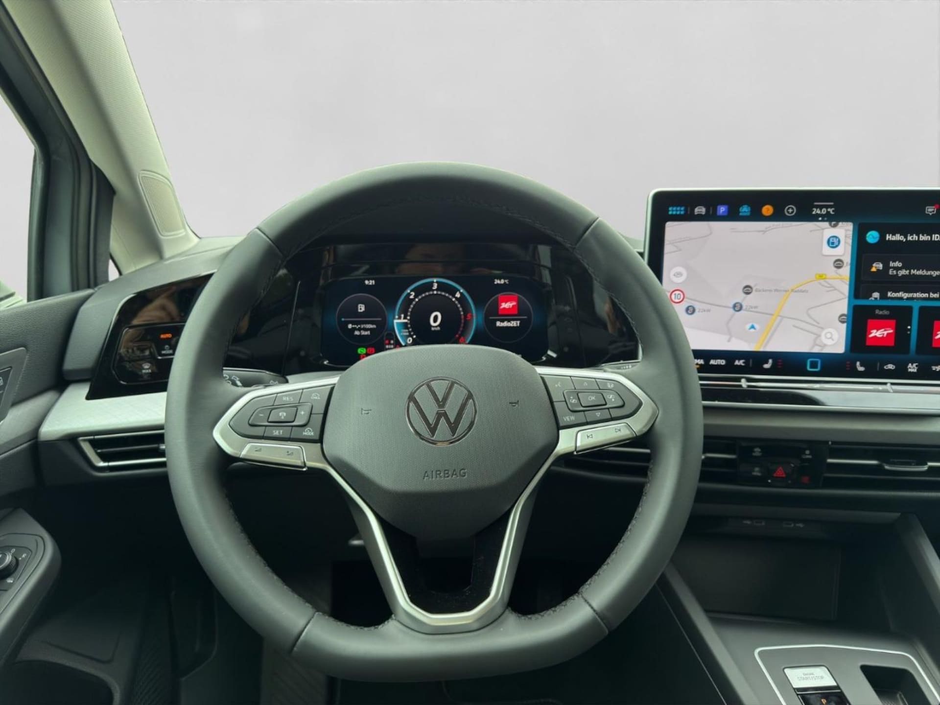 Volkswagen Golf Variant Life