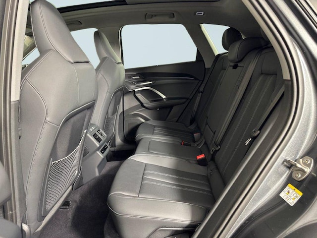 2026 Audi Q5 Prestige - Photo 13