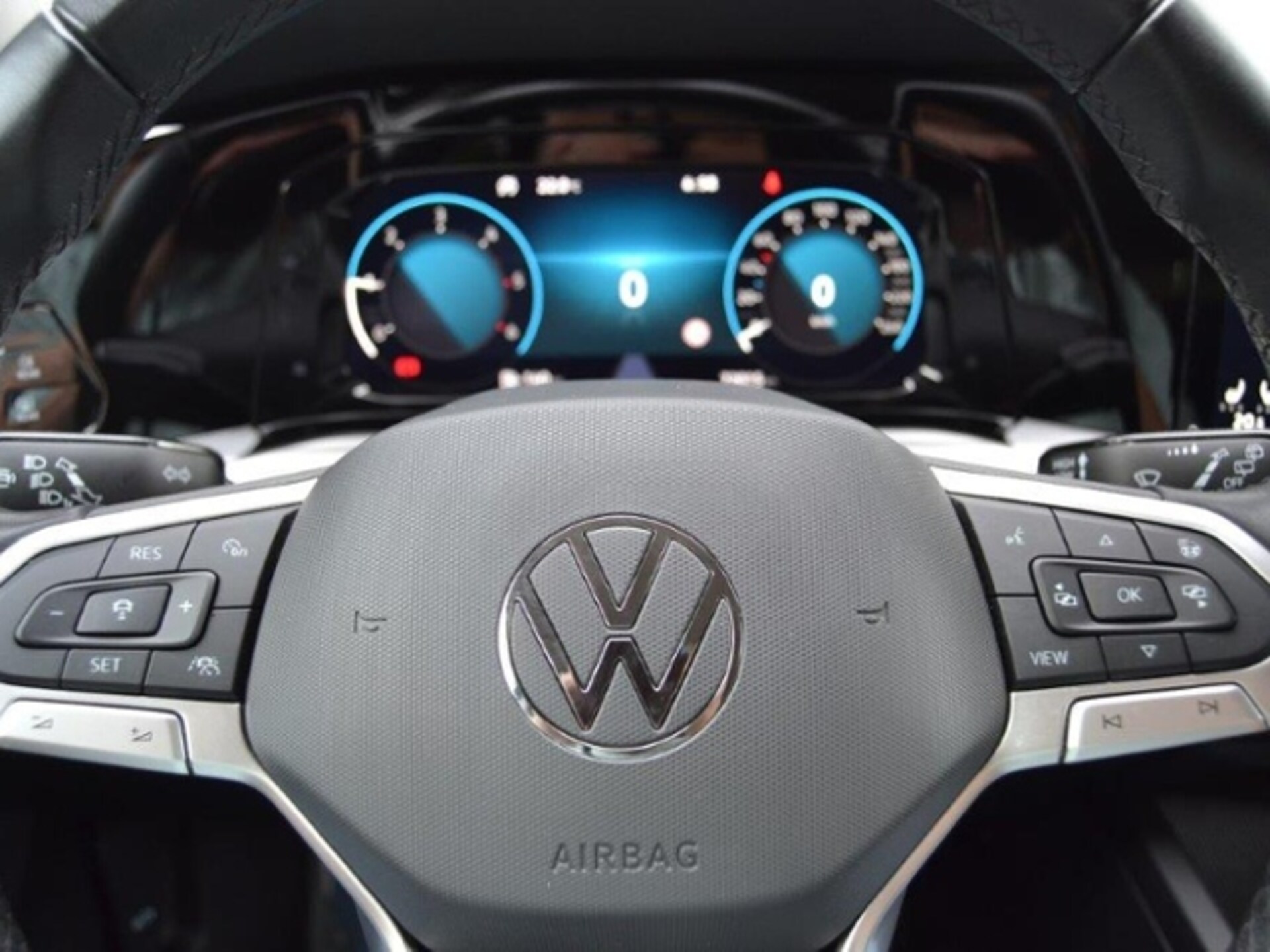 Volkswagen Golf Variant Life