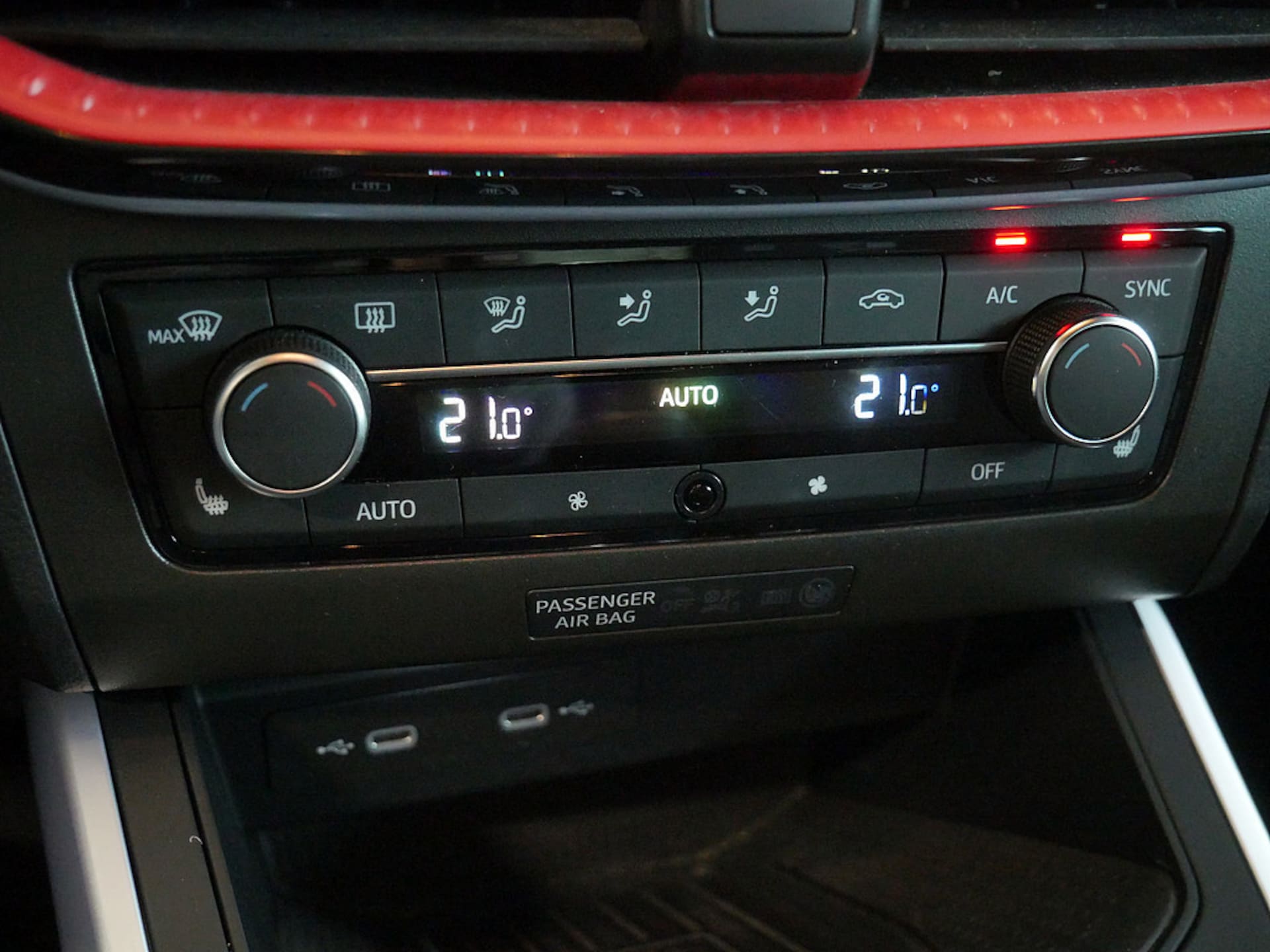 SEAT Arona FR