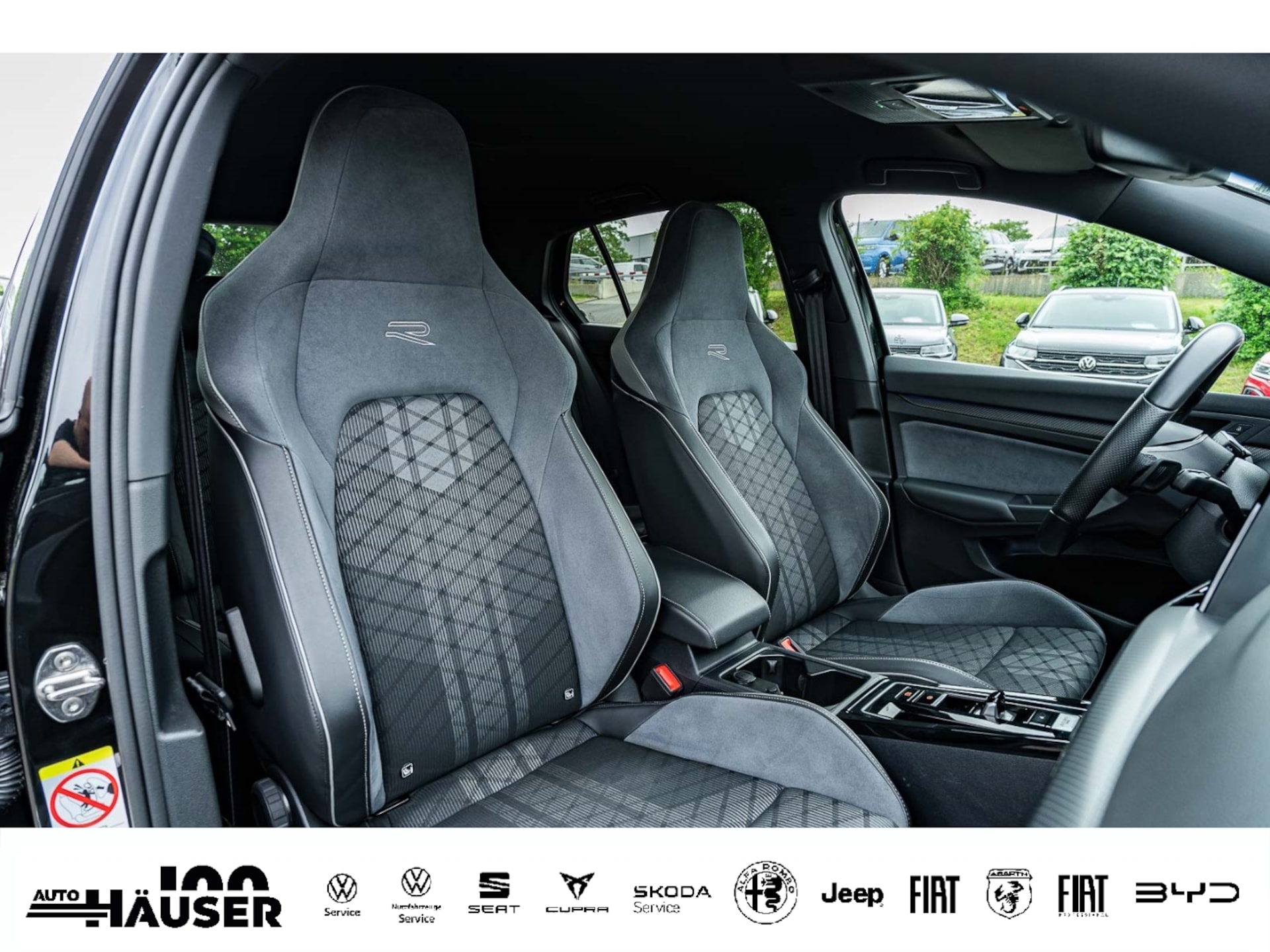 Volkswagen Golf R-Line