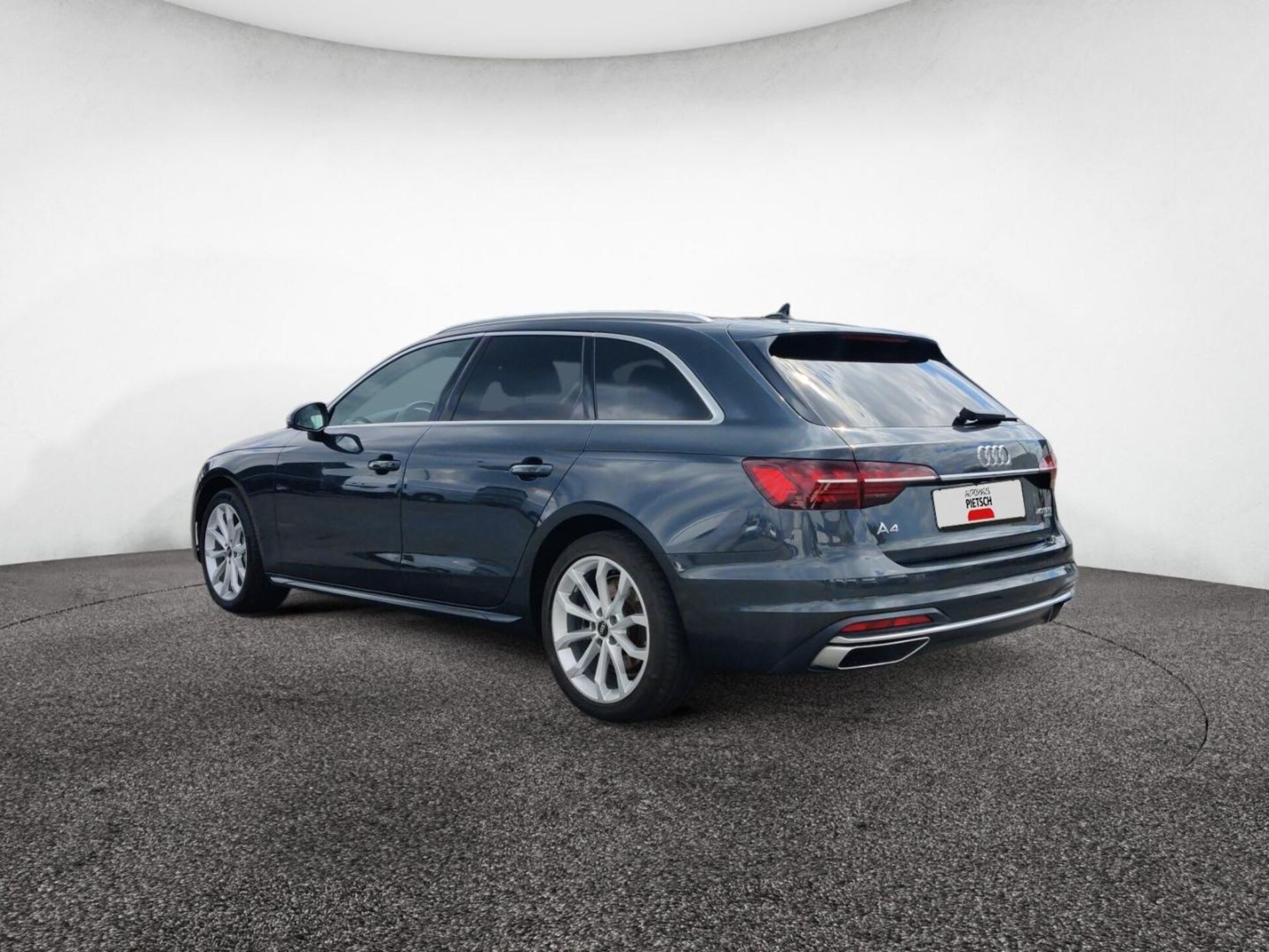 Audi A4 Avant Advanced