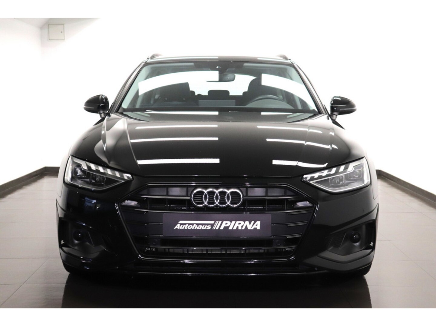 Bild über Audi A4 Avant advanced 40 TDI S tronic - für weitere Informationen kontaktieren Sie den Audi Partner