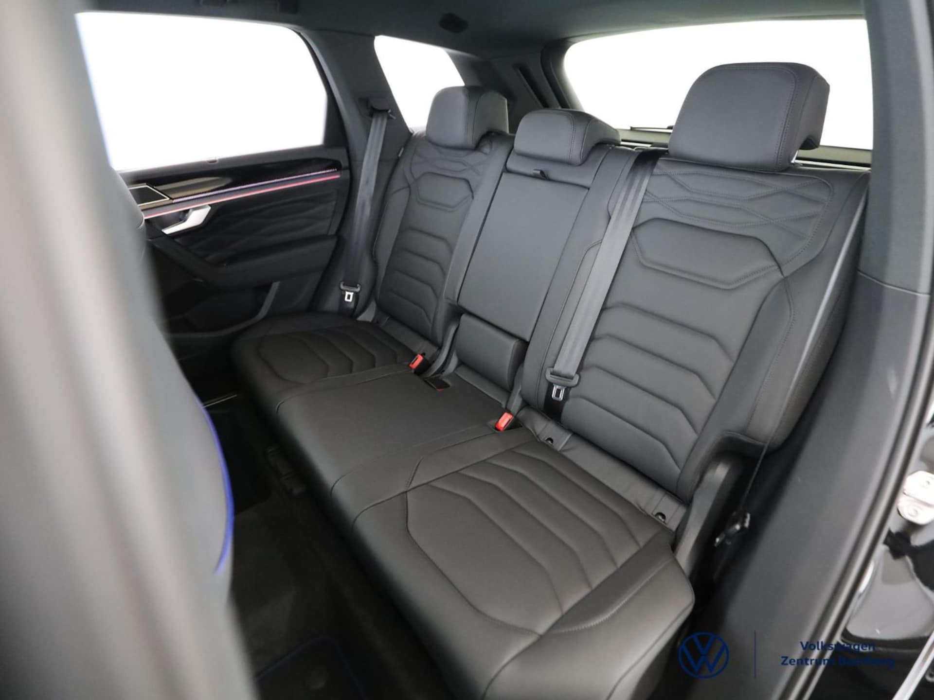 Volkswagen Touareg R