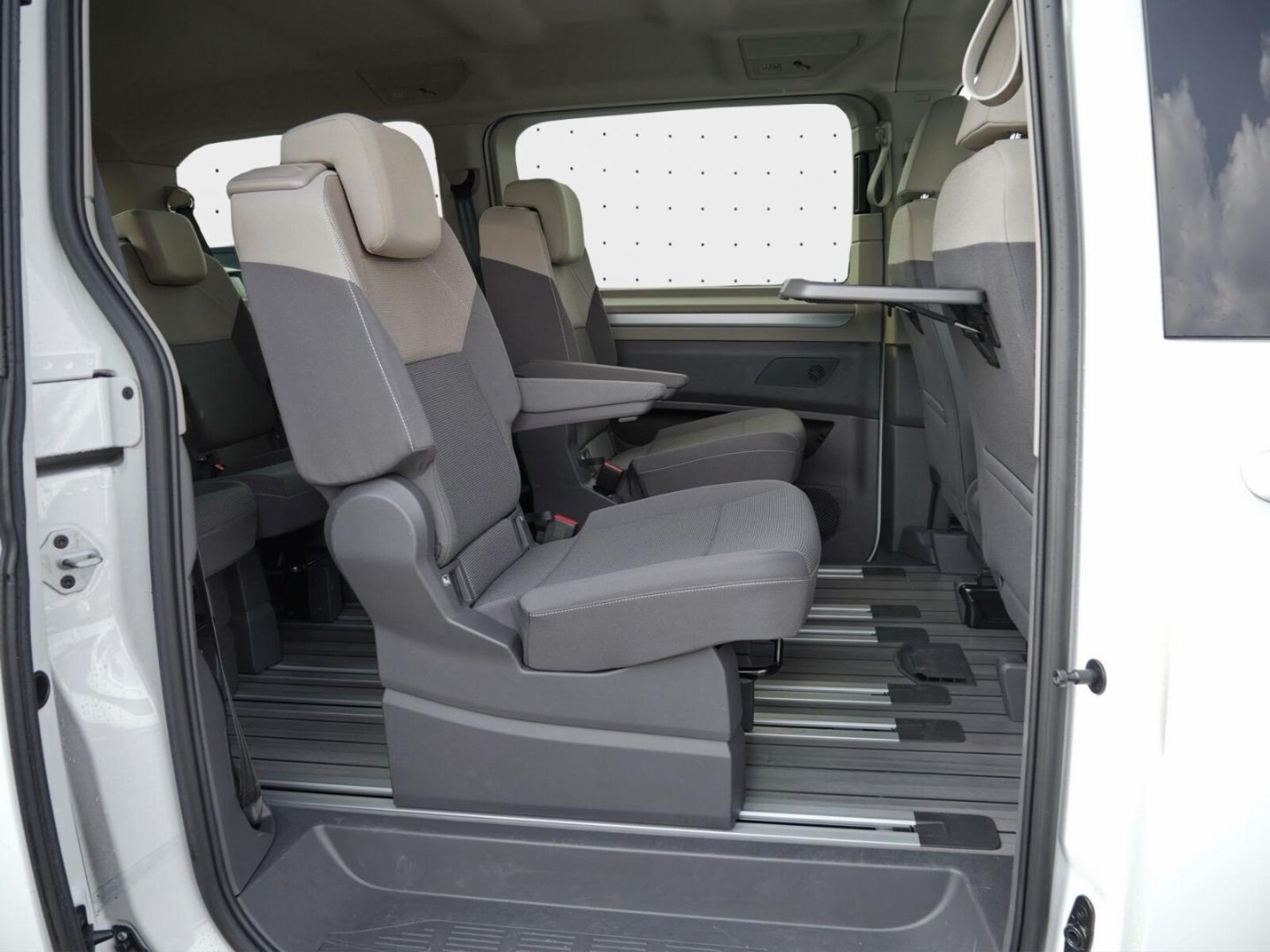 Volkswagen Multivan Langversion – Bild 18