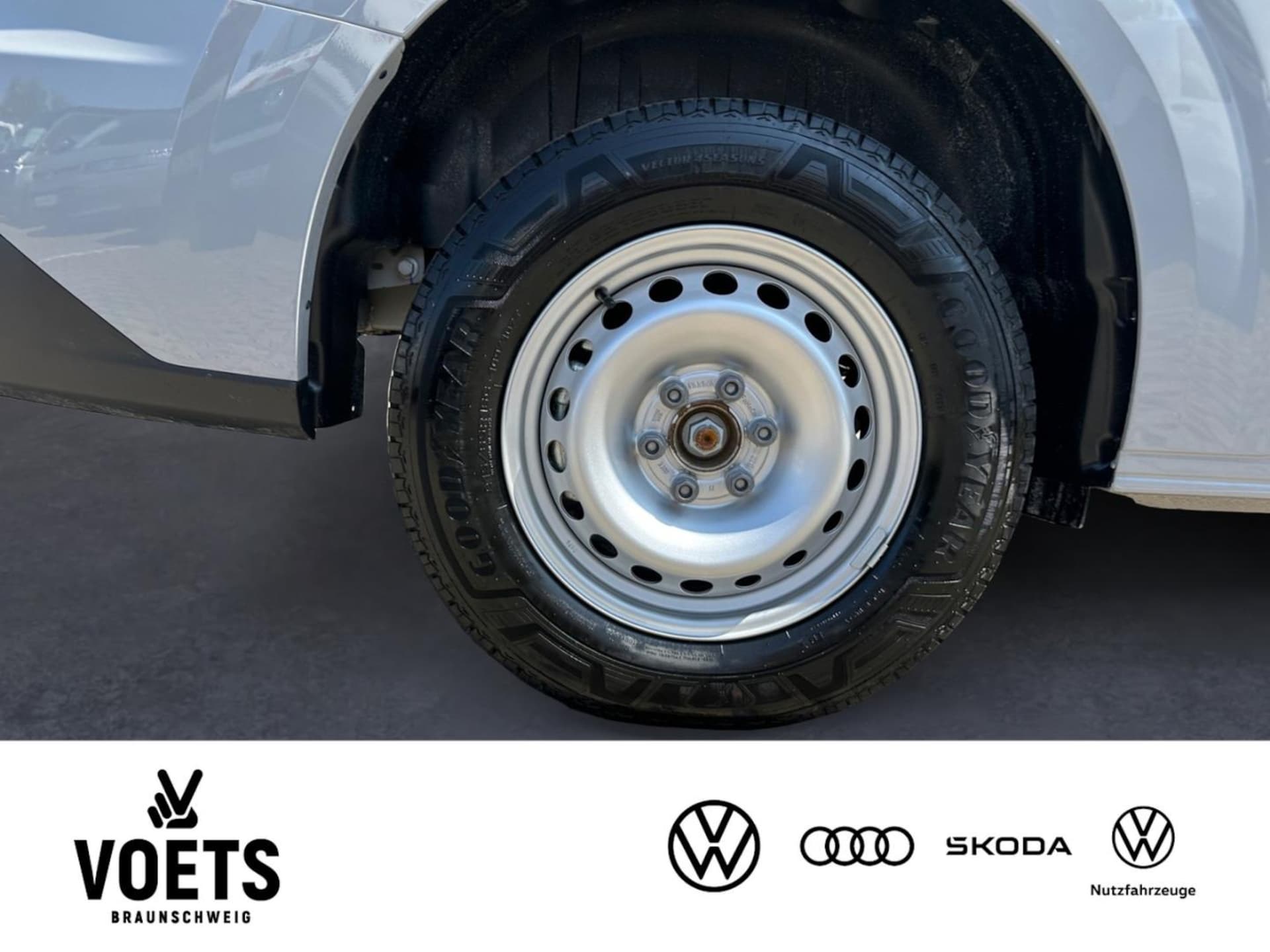 Volkswagen Transporter Kasten langer Radstand