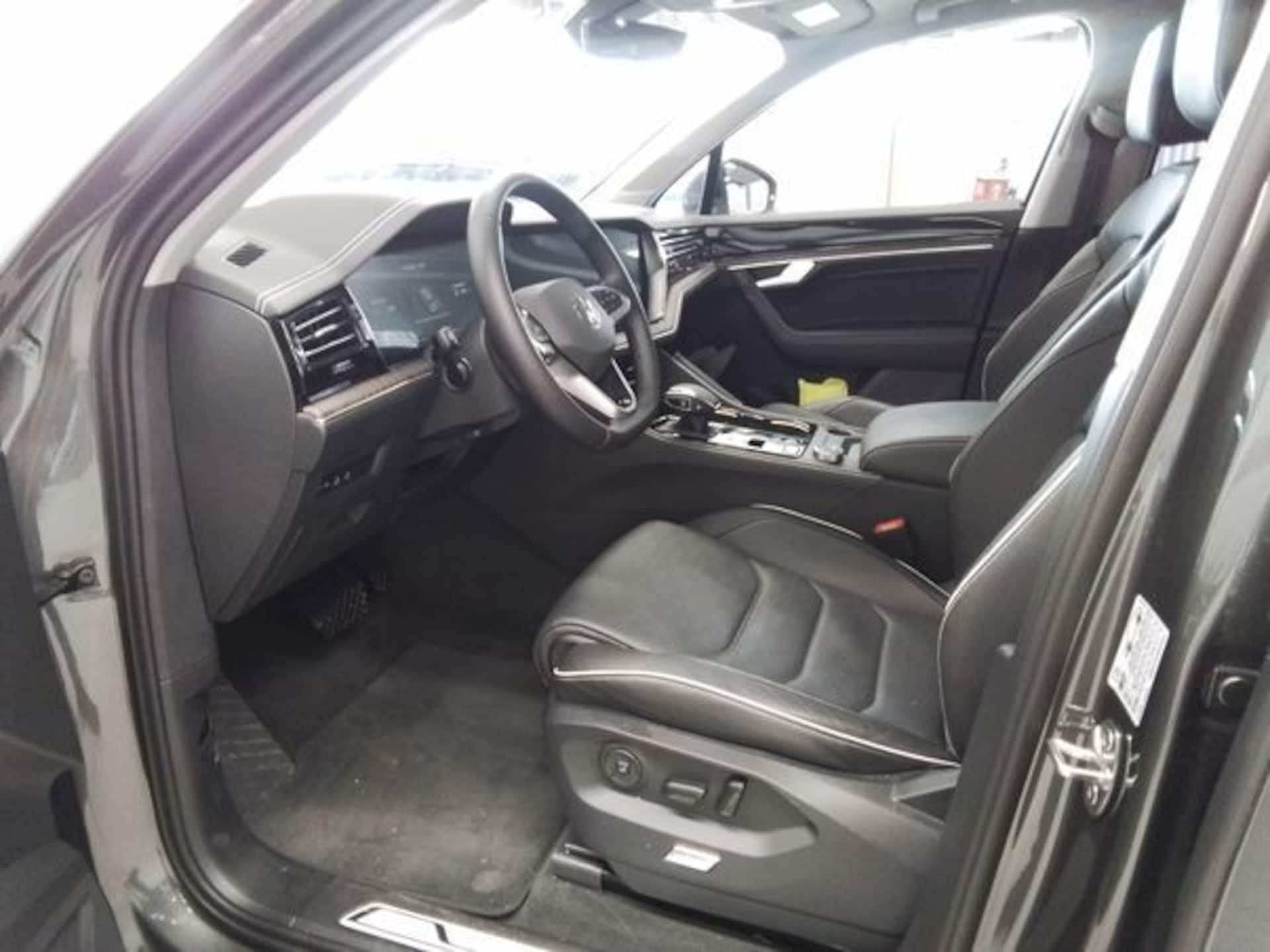 Volkswagen Touareg Elegance
