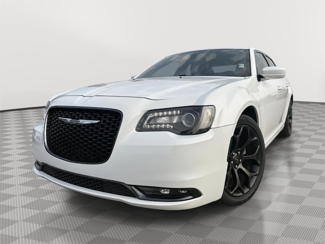 2019 Chrysler 300