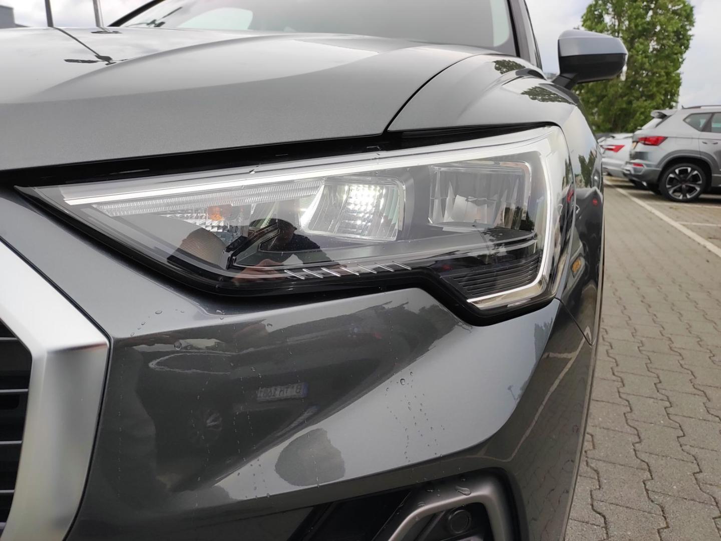 Image about Audi Q3 35 TFSI S tronic