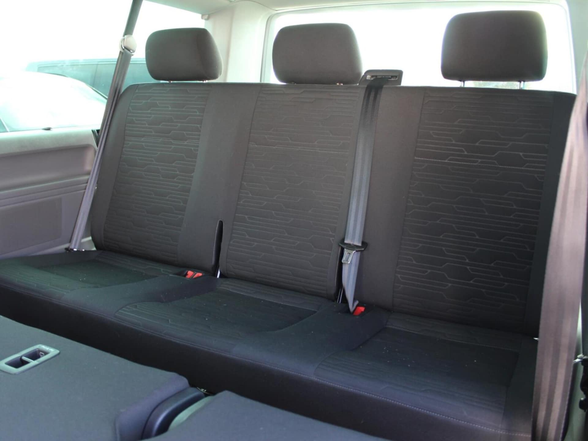 Volkswagen Caravelle 6.1 długi roztaw osi SE