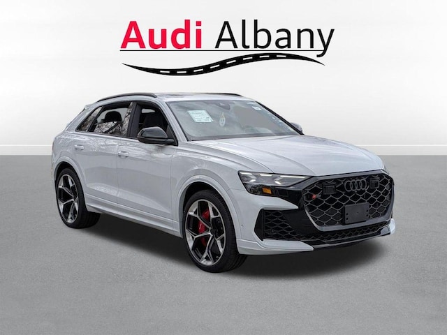 2026 Audi RS Q8 SUV performance