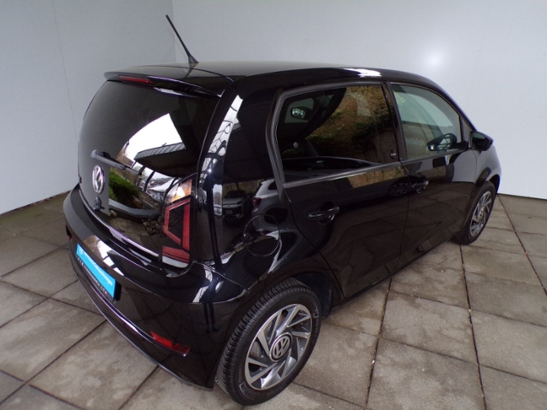 Volkswagen up! sound up!