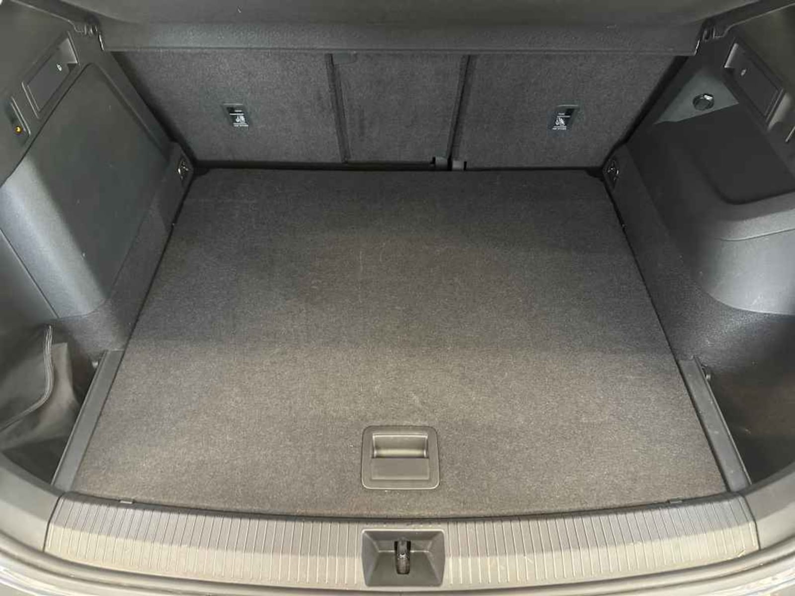 Volkswagen Tiguan – Bild 11