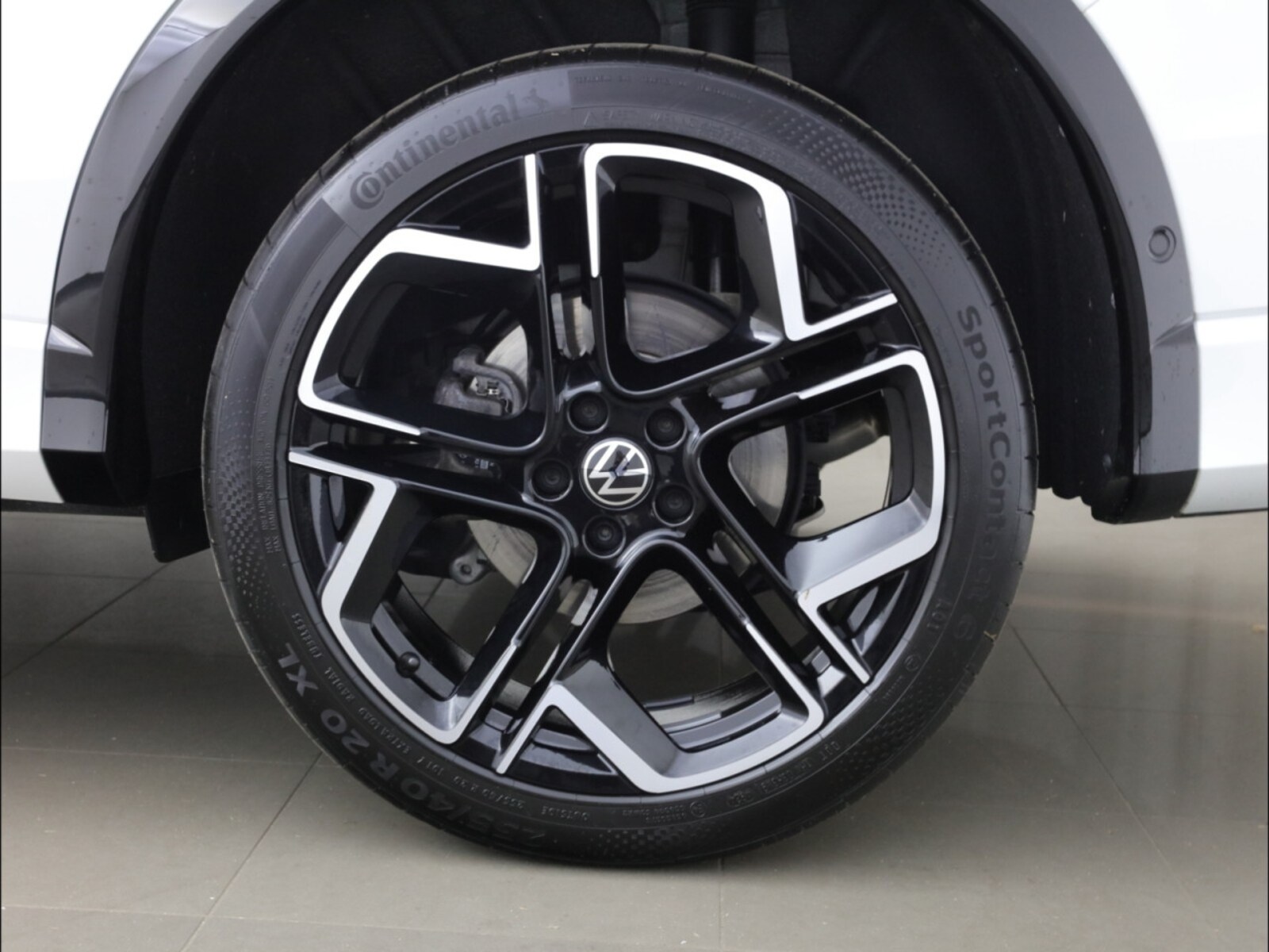 Volkswagen Tiguan – Bild 14