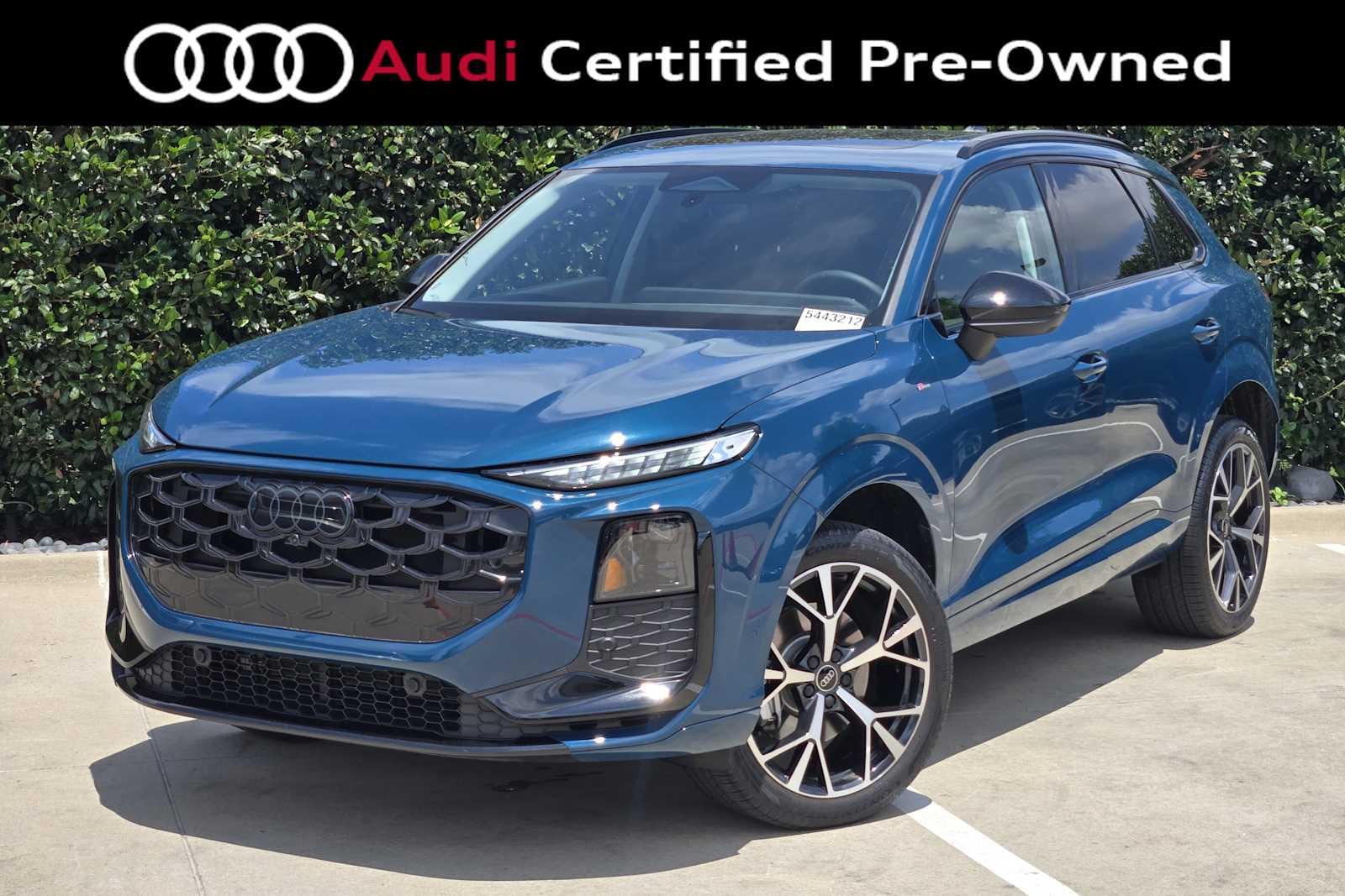 2026 Audi Q3 S line quattro's photo