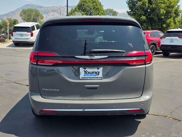 2025 Chrysler Pacifica