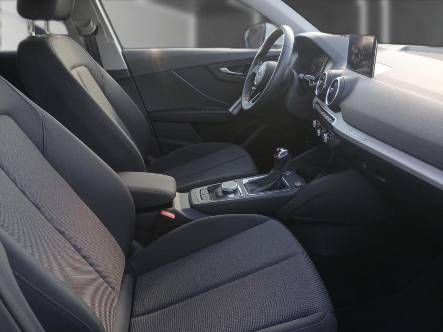 Bild über Audi Q2 advanced 35 TFSI S tronic - für weitere Informationen kontaktieren Sie den Audi Partner