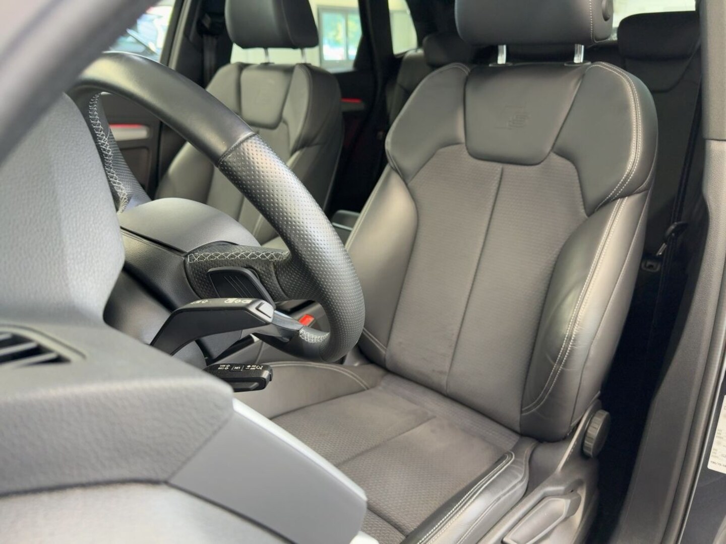 Bild über Audi Q5 40 TDI quattro 150 kW S tronic - für weitere Informationen kontaktieren Sie den Audi Partner