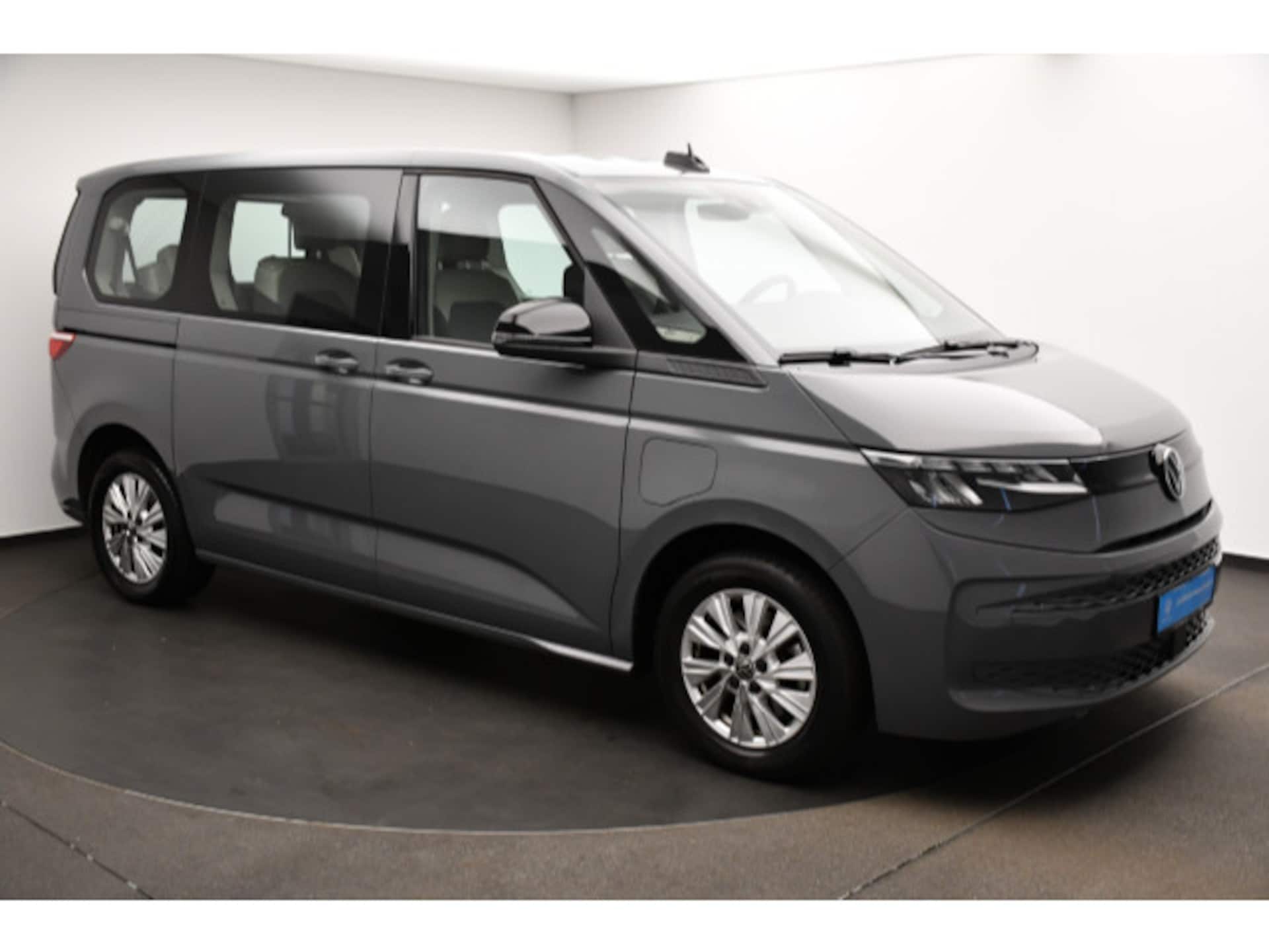 Volkswagen Multivan Basis-Modell