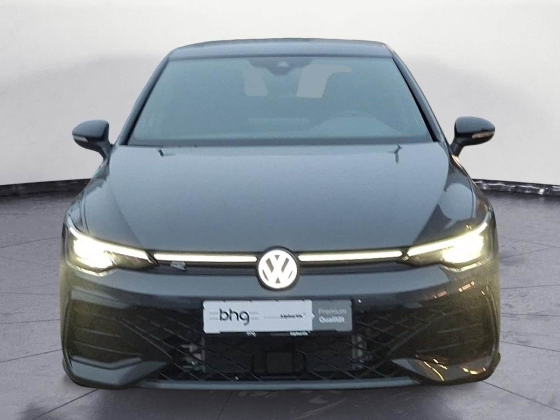 Volkswagen Golf R-Line