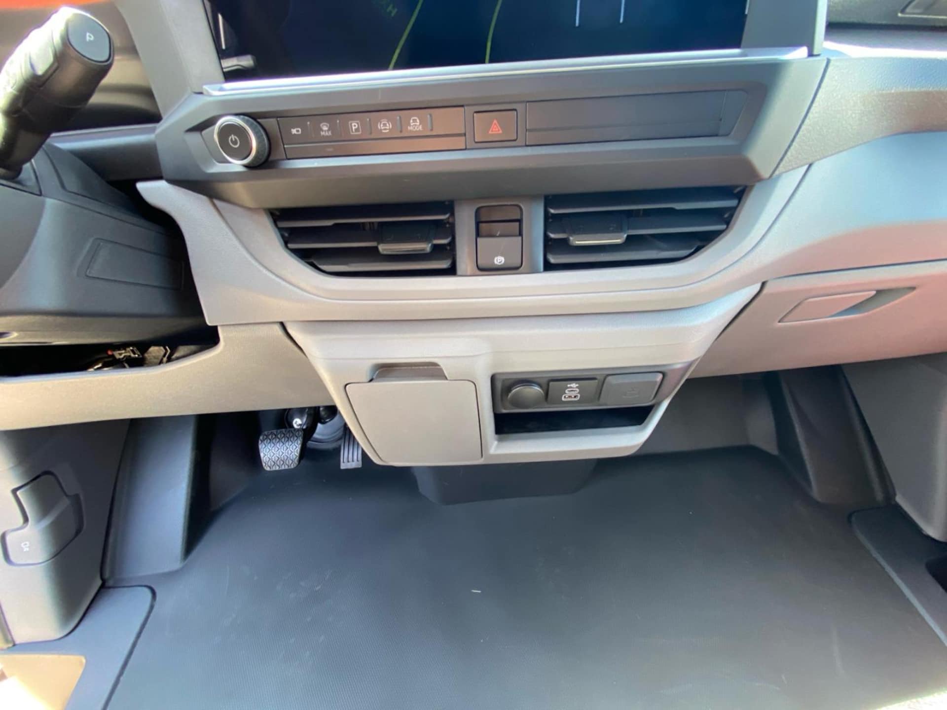 Volkswagen Transporter Kasten kurzer Radstand
