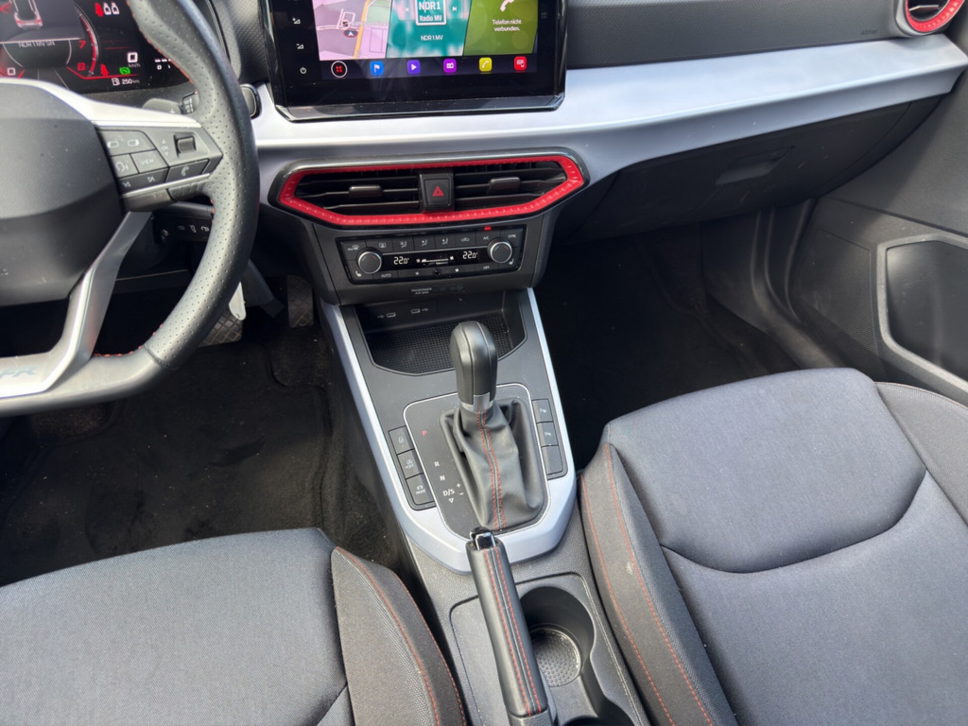 SEAT Arona FR