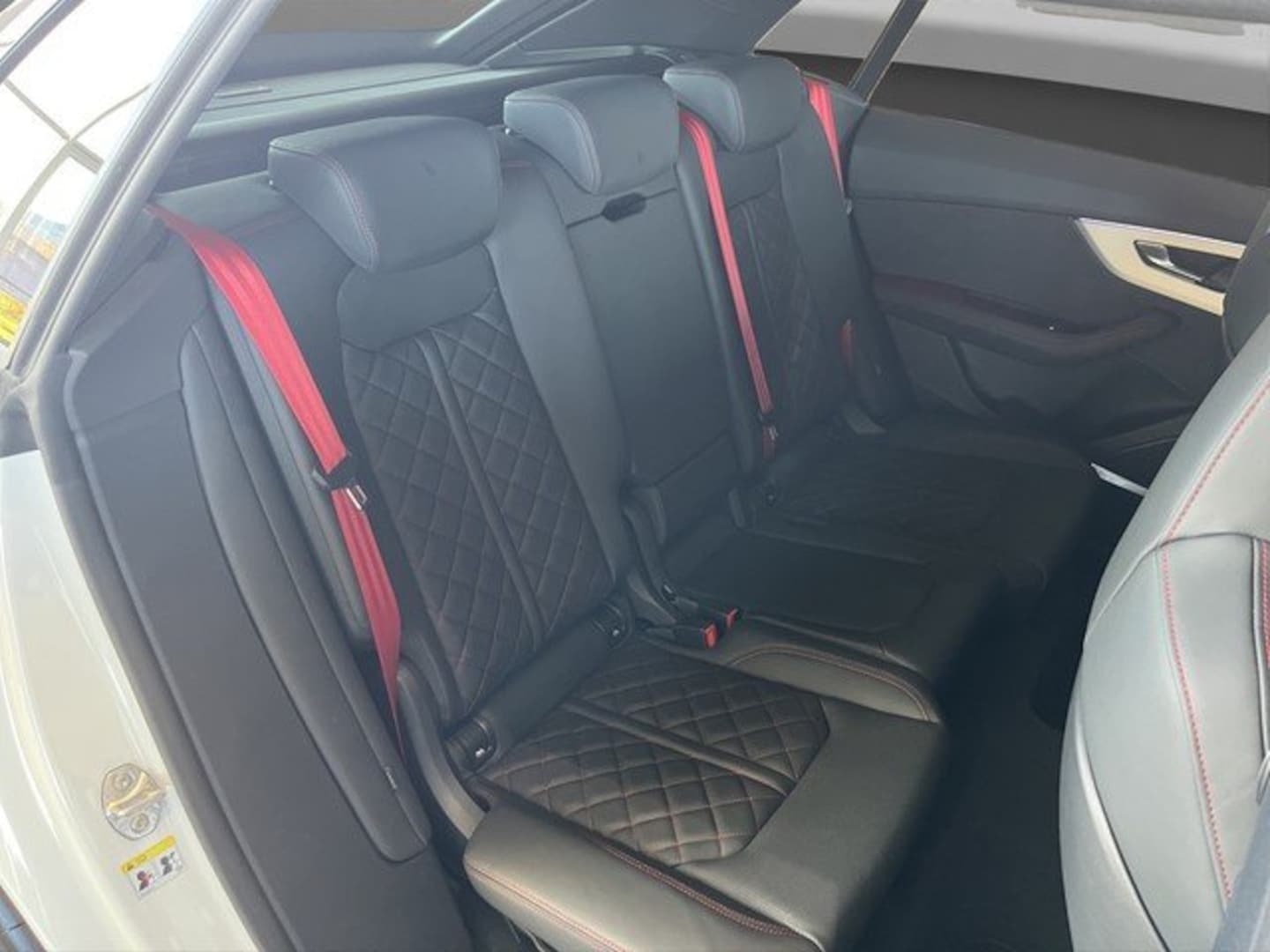Bild über Audi Q8 SUV 50 TDI quattro tiptronic - für weitere Informationen kontaktieren Sie den Audi Partner