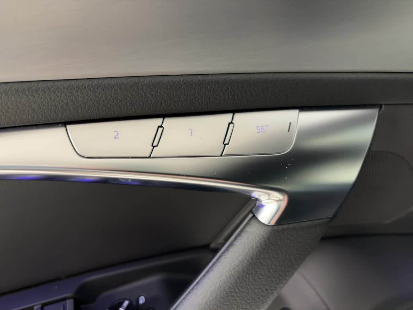 Bild über Audi A6 Avant sport 45 TFSI quattro S tronic - für weitere Informationen kontaktieren Sie den Audi Partner