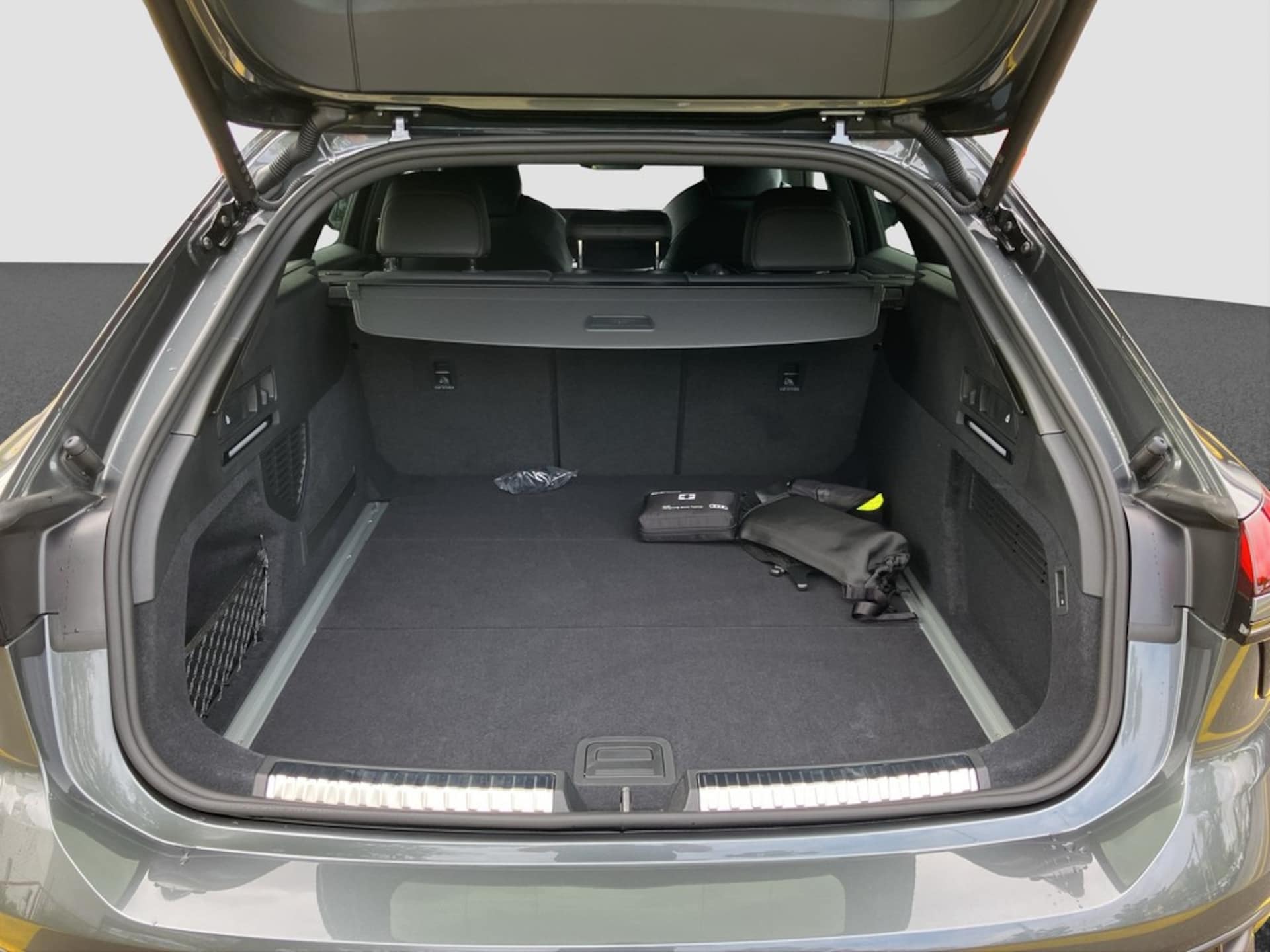 Audi A6 Avant edition one