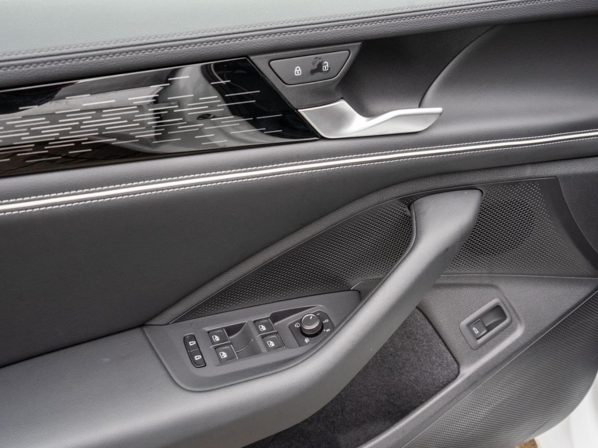 Volkswagen Passat Elegance