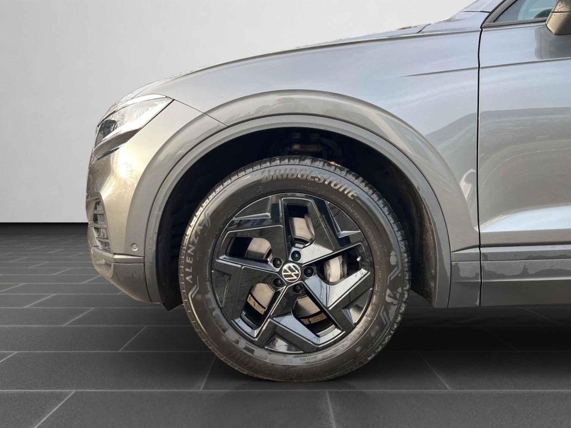 Volkswagen Touareg Basis-Modell